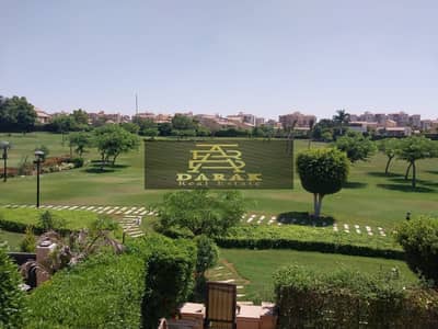 Villa for sale in Madinaty with a very large garden similar to golf. A golden opportunity that will not be repeated.