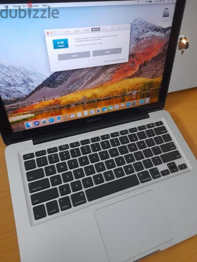 Macbook Pro 2011 13 inch - 8GB RAM - 512 GB Storage