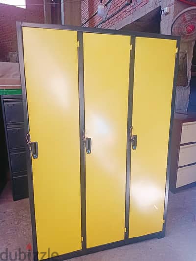 لوكر معدن صاج محمل مستورد _ دولاب _ وحدات_ دهان اليكتروستاتيك _ locker