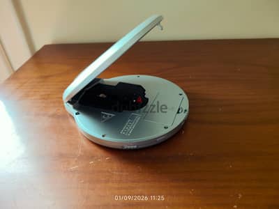 Mikomi CD-8504 Portable CD Player