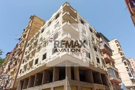 مسطح تجاري للبيع 480 م محرم بك (ش الشهر العقاري)