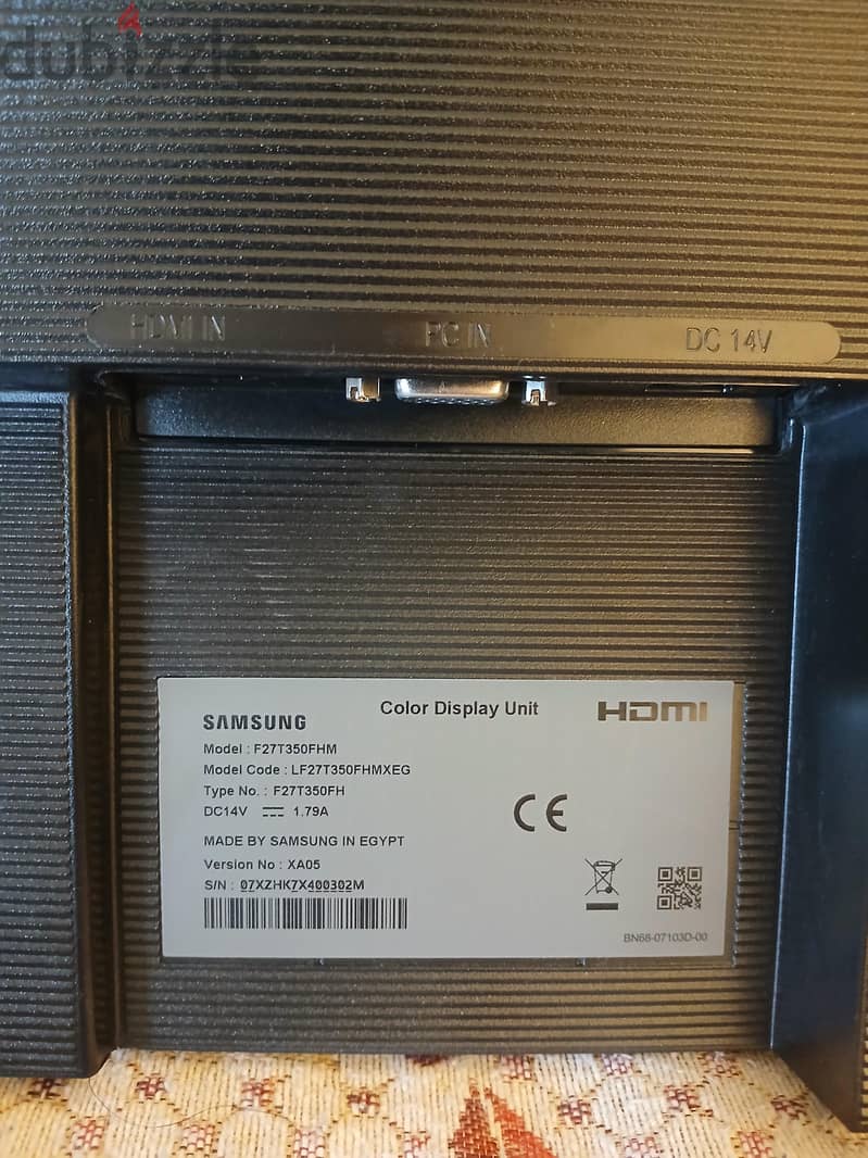 2 Samsung essential 27" monitors 7