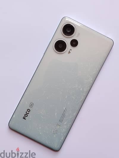 poco f5 5G.  256/12