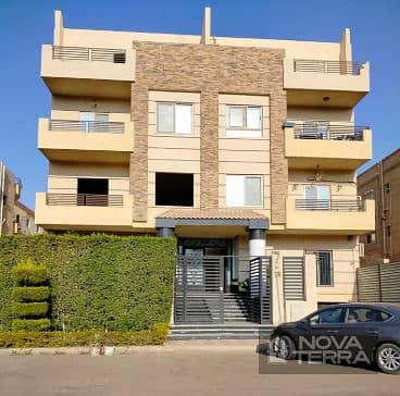 175 sqm apartment for sale in Sheikh Zayed, Seventh District, on the main road, very prime location