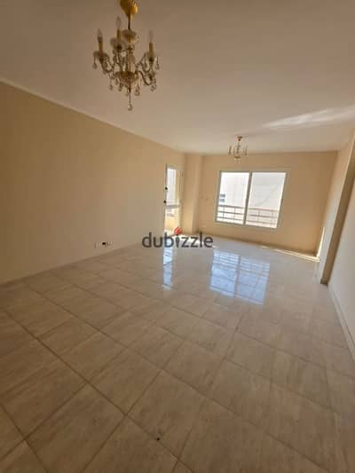 Apartment 124 meters in Madinaty in a prime location very close to the Soath Park