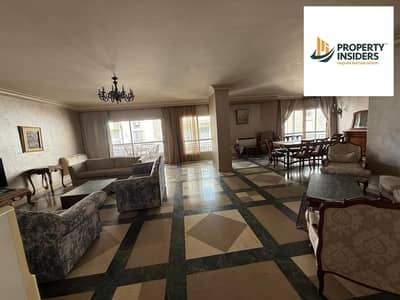Apartment for rent (annual) 300m², off Shehab Street