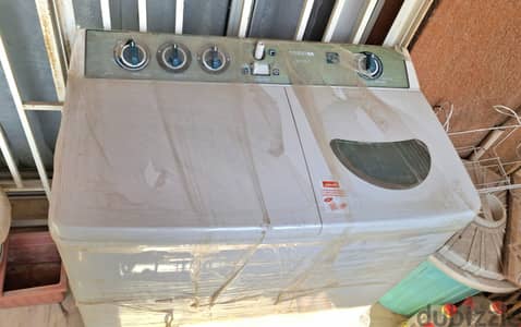 Toshiba Washing Machine 7KG Half Automatic VH720 White