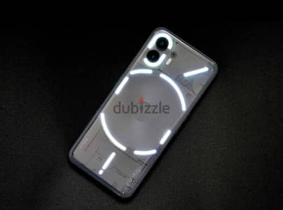 Nothing Phone (2) 256/12 gb ram ابيض استخدام خفيف مدفوع الضريبه خالص