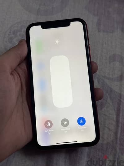 iPhone XR 128g 81% water proof