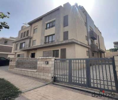 Spacious Fully Finished Duplex + Roof in Pyramids Heights next to Joulz and New Giza
