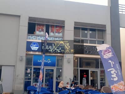 Restaurant and Cafe for Rent in Madinaty, the Craft Zone, a special location, finished and ready for immediate operation, 96m interior with a large external space, first blocks