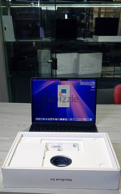 MacBook Air M4 2025 13” 16GB RAM 512GB SSD | ضمان وبوكس
