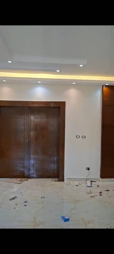 Apartment for rent in Al-Khamayel Compound, Sheikh Zayed – modern finish, prime location.