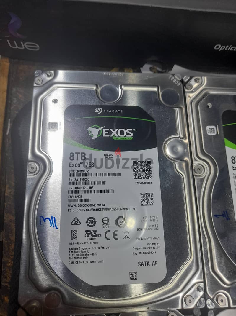 hdd exos 8 t. b & 4 t. b ironwolf 1