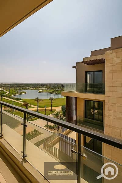 Apartment in Sodic Sheikh Zayed, finished with a golf view, delivery in months next to Emaar near Arkan Plaza