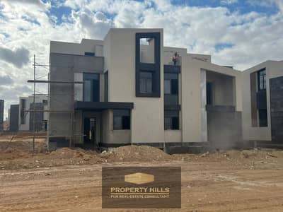 Twin House for Sale at a Special Price in the Keeva Compound on Dahshur Road and Next to Palm Parks and Swan Lake West keeva