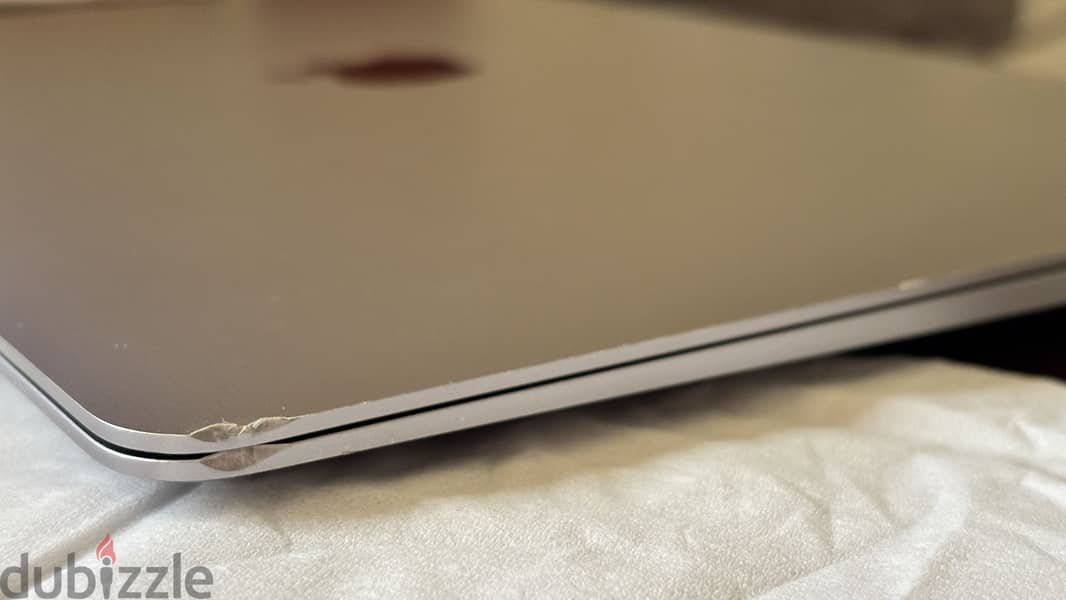 Macbook Air M1 2020 8/256 5