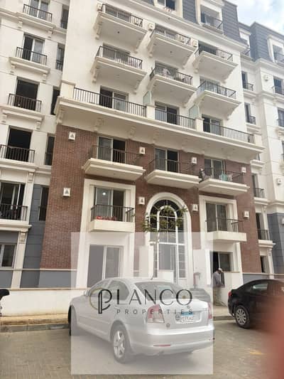 A ground floor apartment with a garden, special, immediate delivery in Mountain View _ 6th of October