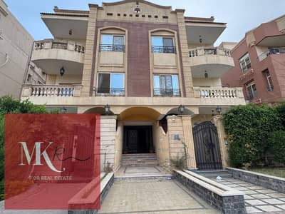 Ground floor duplex with garden for sale, 370 sq m ready to move  ultra-super-lux finishing, in South Academy, New Cairo.