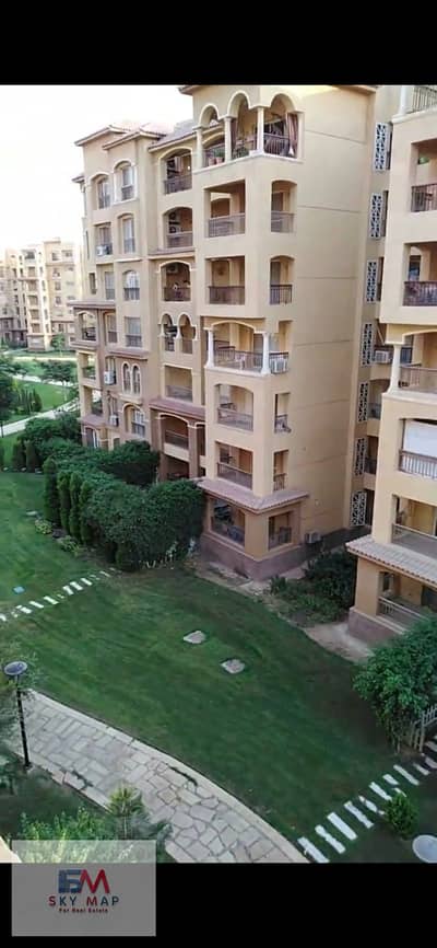 Apartment for rent under new law, 100 meters in Madinaty B1, Garden view