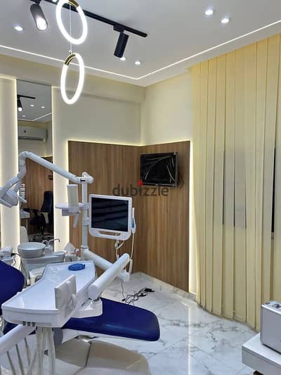 عياده طبيه جاهزه للمعاينه الفوريه دايركت ع شارع التسعين قلب التجمع الخامس بالقرب من الجامعه الامريكيه دقائق من هايد بارك و ماونتن فيو ديستركت 5