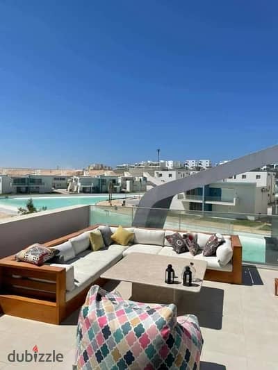 Two-bedroom chalet with a private roof directly on the lagoon fully finished high-end, with air conditioners, in the best location