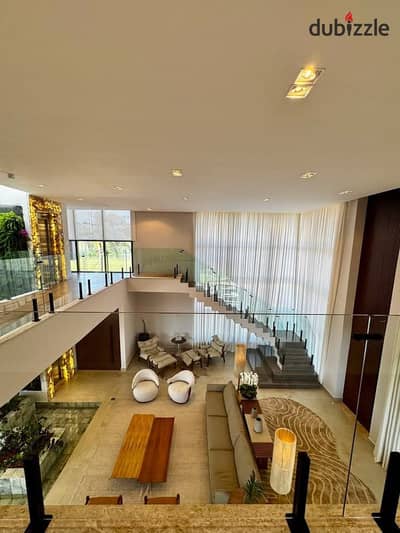 Villa with private pool complete privacy for sale with a 3 million down payment next to District Patio La Vista near Mivida Mountain View Hyde park
