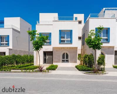 4 million down payment, 300m from the sea villa with private pool fantastic view hacienda near Ramla Fukabay Waterway Mudon and Summer