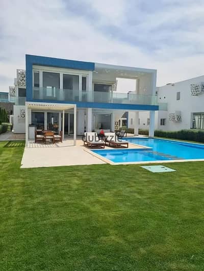 أستمتع برؤيه كامله للبحر من الدور الأرضى و أمتلك فيلا منفصله مع Private Pool تشطيب فندقى فاخر بالتكيفات بجوار مارباى  نايا بالقرب من جون سوديك لافيستا