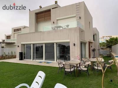 Standalone villa with a private pool, a full panoramic sea view from the ground floor, fully finished with air conditioners and a kitchen