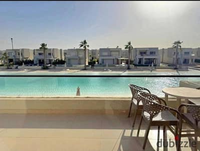 فرصه للاستثمار المضمون فى راس الحكمه امتلك الان شاليه VIP اول صف للاجون مع رؤيه كامله للبحر تشطيب فندقى بجوار كون سيزن كالى كوست دقايق من لافيستا