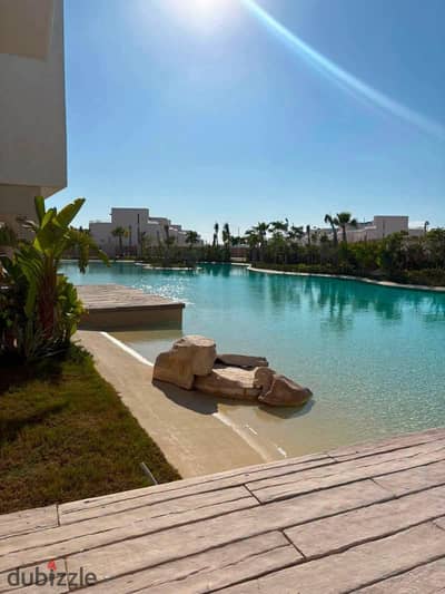 A golden investment opportunity in Ras El Hekma Own a luxuriously finished chalet with air conditioning for sale next to Dee Bay Yod and Fukabay