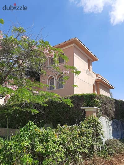Villa for sale directly on 90th Street the best location in New Cairo minutes from the Fifth Settlement and very suitable installments Villa for sale directly on 90th Street the best location in New Cairo minutes from the Fifth Settlement and very suitable installments