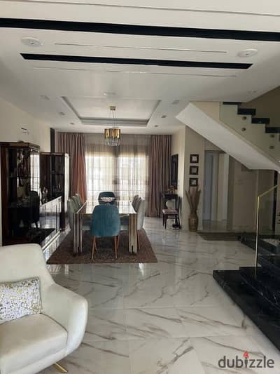 5bedroom townhouse for sale in Mostakbal City near Madinaty Sarai  Haptown. Up to 12year installments with a huge limited time discount