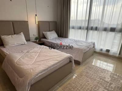 شقة 3 غرف + ناني روم prime location بالتقسيط او بخصم مميز للبيع في التجمع دقائق من هايد بارك التجمع الخامس و زد ايست و AUC التجمع الخامس وديستركيت 5