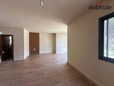 167 sqm Corner Apartment with a direct lake view available with up to 12year installments or a 50% discount Prime location minutes from AUC Fifth