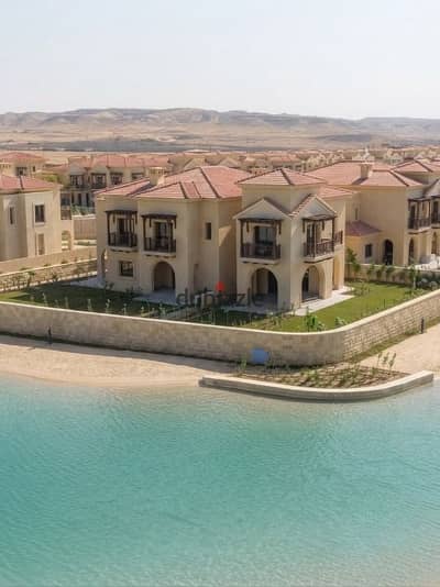 Luxury 5Bedroom Corner Townhouse with a stunning lake view 50% discount or flexible installments on Suez Road near Rehab The Spine Mountain View