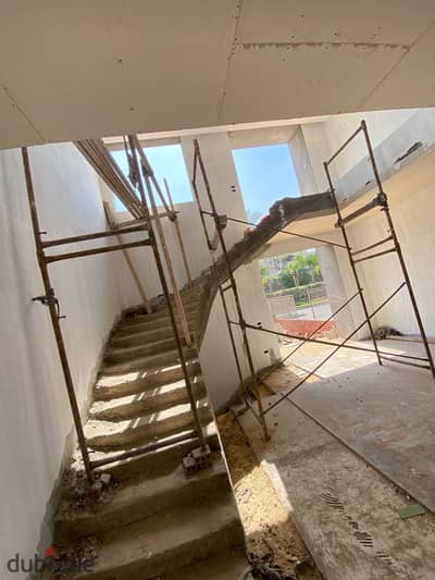 3-story villa in Mostakbal City on Suez Road & Al Amal Axis, with 12year installments or a huge instant discount near Green Square Talda Butterfly