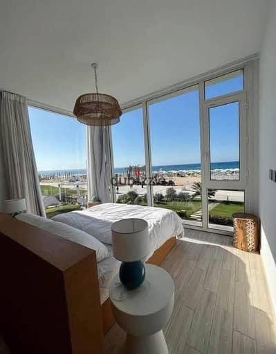 شالية fully seaview علي بعد 200 م من البحر تشطييب كامل مع التيكفات والمطبخ بالتقسيط وبخصم لفترة محدودة للبيع في راس الحكمة الساحل الشمالي في دوس