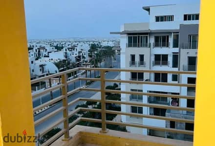 شقة 3 غرف + ناني روم prime location بالتقسيط او بخصم مميز للبيع في التجمع دقائق من هايد بارك التجمع الخامس و زد ايست و AUC التجمع الخامس وديستركيت 5