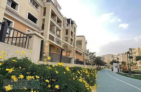 شقة بجارن فى كمبوند سراي على لاندسكيب  وحمام سباحة  المساحة 131 متر+الحديقة 202 متر
