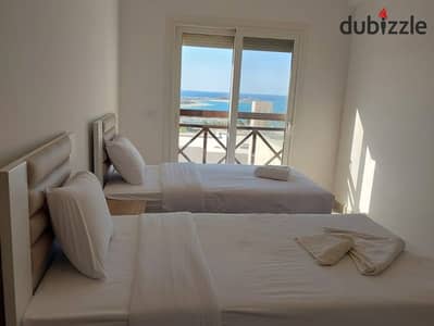Penthouse for sale, first-row panoramic location, fully finished with ACs, 10-year installments in the North Coast near Modon, Hacienda Heneish & Sout