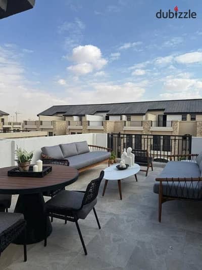 Pay 9 million only after discount villa for sale compound linking New Cairo and Mostakbal City shared wall with Madinaty near The Square Green Square