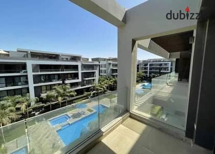 لراغبى السكن أو الاستثمار متاح الان شقه Double View على جاردن و Pool للبيع ف موقع حيوى بالقرب من الرحاب و ماونتن فيو هايد بارك دقايق من مدينتى لافيستا