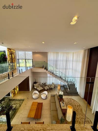 Double View Villa with Landscape and Lake An opportunity for living and investment in a prime location minutes from Palm Hills and hydepark sodic
