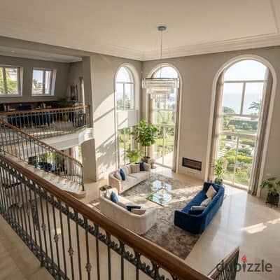 للبيع i villa بسعر مميز بالتقسيط وبسعر المراحل الاولي في ماونتن فيو التجمع الخامس دقائق من AUC وشارع التسعين بالقرب من هايد بارك وميفيدا وفيليت