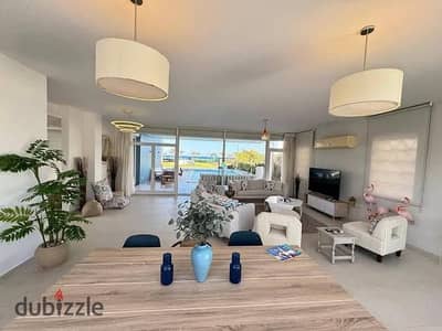 فيلا توين هاوس 5 غرف sea view بجاردن مميز 221 م للبيع في راس الحكمة الساحل الشمالي بالتقسيط 10 سنين وخصم هائل  بالقرب من بلاج و ساوث ميد و هاسيندا ويس