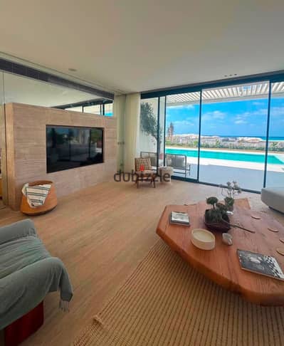فيلا استاندالون للمعاينة بسعر لقطة fully sea view فيو بانورامي في اولي المراحل تشطيب كامل مع التكيفات في الساحل الشمالي في راس الحكمة بالقرب من جون