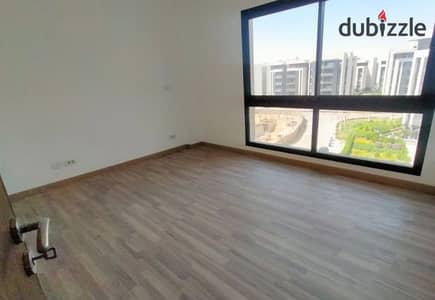 A great deal on a prime apartment in Sarai with a great location and view for sale on the Suez Road with a 50% discount opposite Spine Towers Madinaty