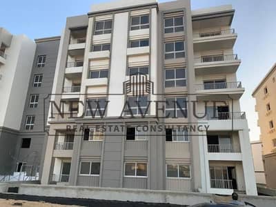 Ready to move  Bahary Apartment for Sale down payment and installments in Hyde Park 5th Settlement New Cairo